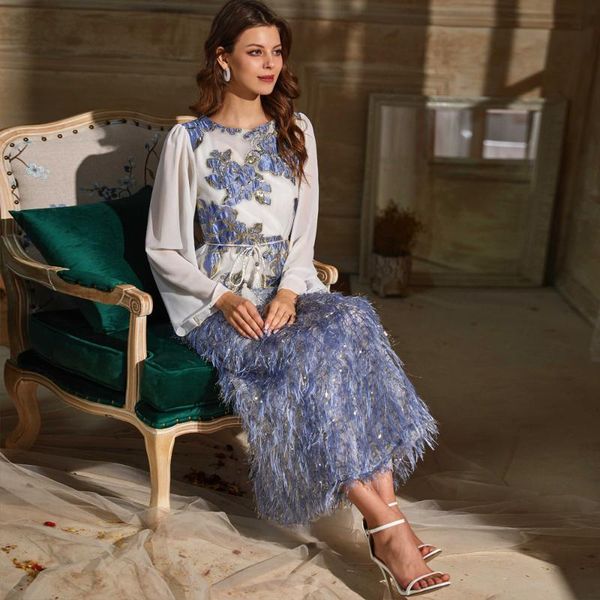ethnic clothing ba011 jacquard gold weave blue feather long sleeve dress turkey middle east southeast asia women's muslim robe, Red
ethnic clothing ba011 jacquard gold weave blue feather long sleeve dress turkey middle east southeast asia women's muslim robe, Red