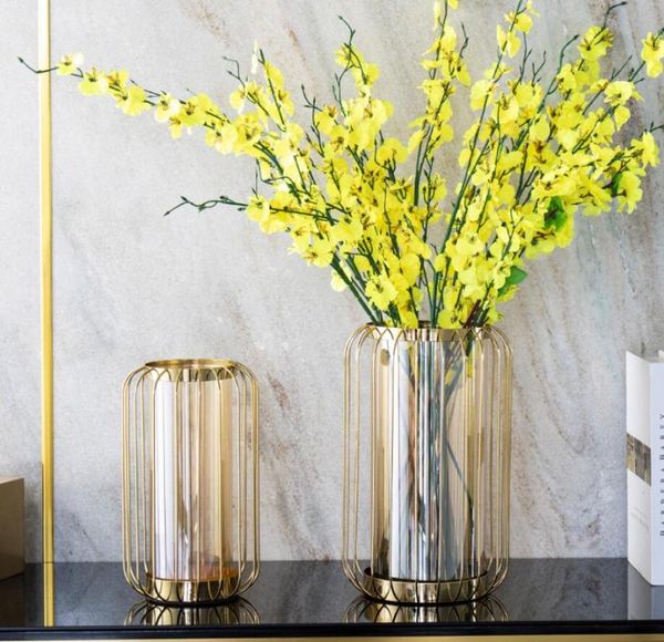 vase transparent en verre golden glass flower arrangement luxe salon decoration lantern living table metal vases
vase transparent en verre golden glass flower arrangement luxe salon decoration lantern living table metal vases