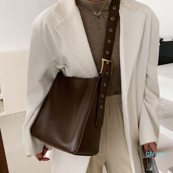 evening bags large vintage soft leather shoulder for women office retro brown black white female crossbody bag big handbags fashion
evening bags large vintage soft leather shoulder for women office retro brown black white female crossbody bag big handbags fashion