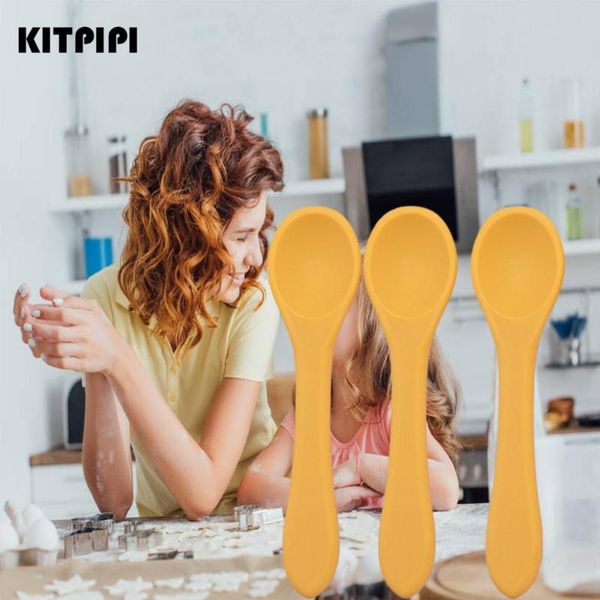 baby soft silicone spoon feeding set kid dishes toddlers infant accessories tableware spoons
baby soft silicone spoon feeding set kid dishes toddlers infant accessories tableware spoons