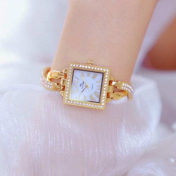 wristwatches relogios femininos 2021 women watches rhinestone paved fashion square watch dial bangle bracelet gold, Slivery;brown
wristwatches relogios femininos 2021 women watches rhinestone paved fashion square watch dial bangle bracelet gold, Slivery;brown
