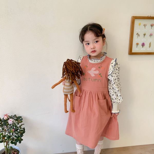 spring autumn styles girls embroidery pinafore dress cotton casual sleeveless princess 210508, Red;yellow
spring autumn styles girls embroidery pinafore dress cotton casual sleeveless princess 210508, Red;yellow
