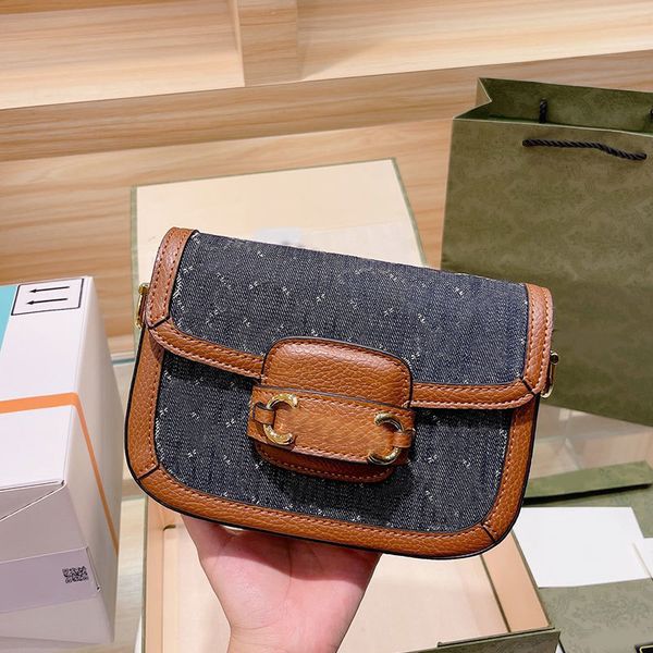 luxury handbags and storage flap saddle bag classic letter prints crossbody bags horse rank buckle handbag women flip wa
luxury handbags and storage flap saddle bag classic letter prints crossbody bags horse rank buckle handbag women flip wa