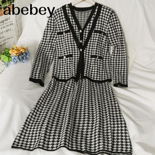 casual dresses women autumn winter retro houndstooth set long sleeve loose cardigan+sleeveless a-line tank dress two piece, Black;gray
casual dresses women autumn winter retro houndstooth set long sleeve loose cardigan+sleeveless a-line tank dress two piece, Black;gray