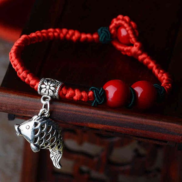 bracelets charm ancient tree thousand rattan national style handmade jewelry chinese wind red rope seedling silver fish bead female, Golden;silver
bracelets charm ancient tree thousand rattan national style handmade jewelry chinese wind red rope seedling silver fish bead female, Golden;silver