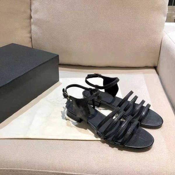 europe 2021 new summer leather version all-match peep-toe beach shoes roman buckle flat strap temperament sandal women trend, Black
europe 2021 new summer leather version all-match peep-toe beach shoes roman buckle flat strap temperament sandal women trend, Black