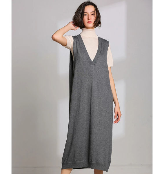 women's vests 2021 spring simple sleeveless knitted long korean dress women casual straight vest loose autumn cashmere sweater, Black;white
women's vests 2021 spring simple sleeveless knitted long korean dress women casual straight vest loose autumn cashmere sweater, Black;white