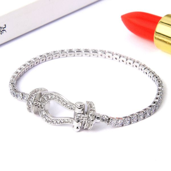 bangles bracelets popular horseshoe copper gold plated women's bracelet u-shaped head full brick zircon, Black
bangles bracelets popular horseshoe copper gold plated women's bracelet u-shaped head full brick zircon, Black