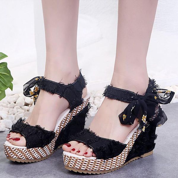 sandals summer women weges non slip rosette outdoor woman's shoes peep toes ankle strap platform solid 2021 comfortable, Black
sandals summer women weges non slip rosette outdoor woman's shoes peep toes ankle strap platform solid 2021 comfortable, Black