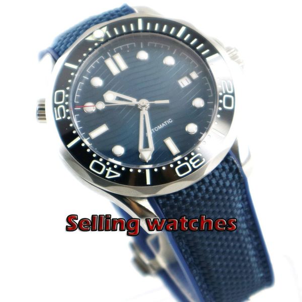 men's luxury navy 41mm blue dial super luminous saphire glass ceramic bezel automatic movement wrist watch men, Slivery;brown
men's luxury navy 41mm blue dial super luminous saphire glass ceramic bezel automatic movement wrist watch men, Slivery;brown