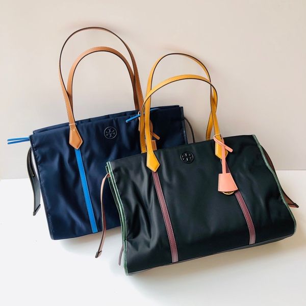 outlet tb women's bag fashion trend mommy capacity one shoulder portable shopping computer briefcase luxuryss designerss yw
outlet tb women's bag fashion trend mommy capacity one shoulder portable shopping computer briefcase luxuryss designerss yw