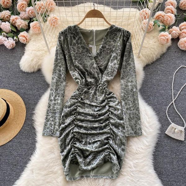 casual dresses women chic floral print ruched mini dress v-neck long sleeve bodycon party vestido autumn winter velvet mujer, Black;gray
casual dresses women chic floral print ruched mini dress v-neck long sleeve bodycon party vestido autumn winter velvet mujer, Black;gray
