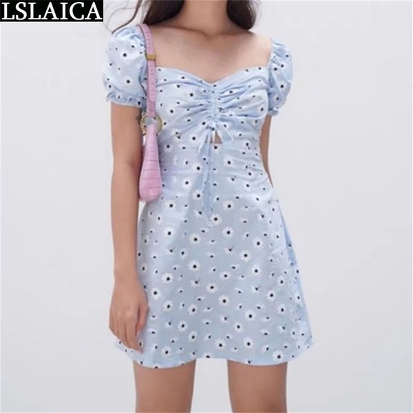 elegant dress short sleeve square collar daisies printting dresses mini casual drawstring women summer clothes for 210515, Black;gray
elegant dress short sleeve square collar daisies printting dresses mini casual drawstring women summer clothes for 210515, Black;gray