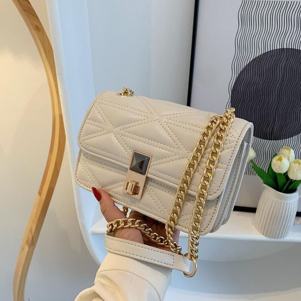 outdoor bags woman shoulder bag fashion chain messenger underarm handbag tote shopping luxury female
outdoor bags woman shoulder bag fashion chain messenger underarm handbag tote shopping luxury female