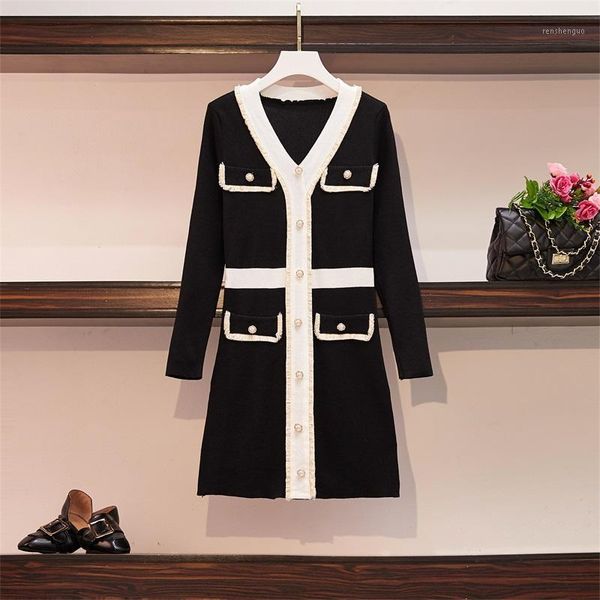 plus size xl-4xl fall winter knitted dress women black white patchwork pearl single breasted v neck tassel sweater casual dresses, Black;gray
plus size xl-4xl fall winter knitted dress women black white patchwork pearl single breasted v neck tassel sweater casual dresses, Black;gray
