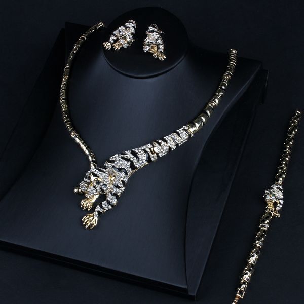jewelry set exaggerated leopard necklace earring ring bracelet four piece jewelry sweater chain dress accessories, Slivery;golden
jewelry set exaggerated leopard necklace earring ring bracelet four piece jewelry sweater chain dress accessories, Slivery;golden