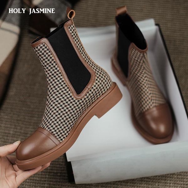 boots 2021 cow leather striped grid women slip on ankle brown fashion genuine ladies shoes platform, Black
boots 2021 cow leather striped grid women slip on ankle brown fashion genuine ladies shoes platform, Black
