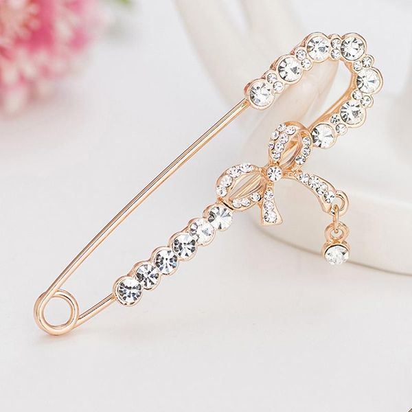 pins, brooches 14 styles simple imitation pearl crystal rhinestone decoration cardigan scarf shawl buckle pins jewelry for men women, Gray
pins, brooches 14 styles simple imitation pearl crystal rhinestone decoration cardigan scarf shawl buckle pins jewelry for men women, Gray