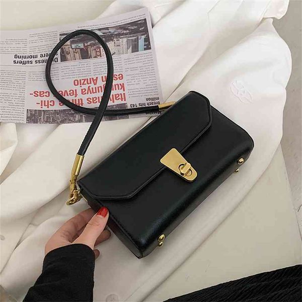 this year's popular women's summer 2021 new fashion high-grade sense versatile messenger net red one shoulder small square bag
this year's popular women's summer 2021 new fashion high-grade sense versatile messenger net red one shoulder small square bag