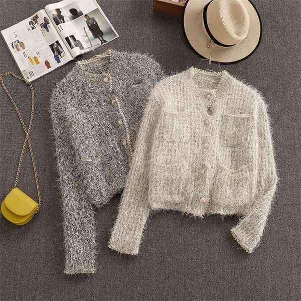 luxury deaigner women cardigans winter korean style double pockets pearl buckle wool beard gold thread knitted sweater coat 210514, White;black
luxury deaigner women cardigans winter korean style double pockets pearl buckle wool beard gold thread knitted sweater coat 210514, White;black