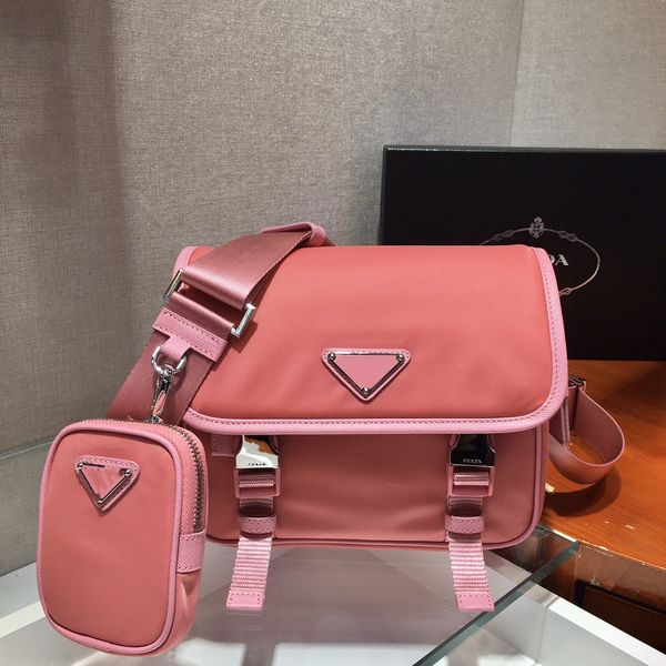 new three-in-one messenger bag envelope nylon triangulation element luxurys designers female purse totes shoulder crossbody size22cm 4colors
new three-in-one messenger bag envelope nylon triangulation element luxurys designers female purse totes shoulder crossbody size22cm 4colors