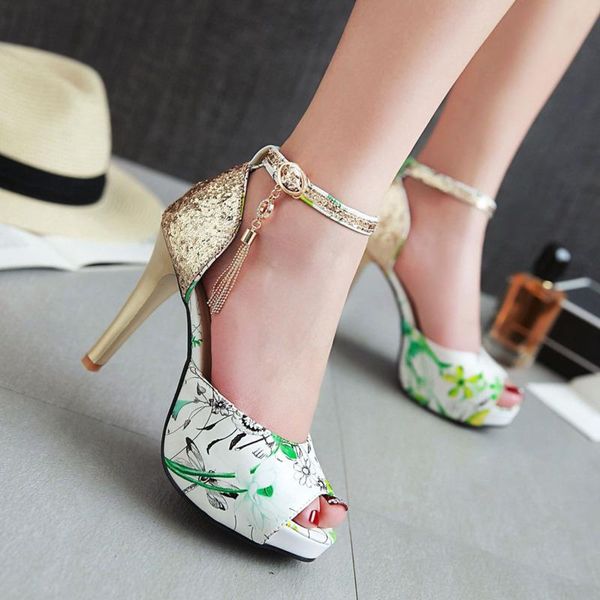 dress shoes fashion print women sandals peep toe buckle strap 2021 high heels with platforms sandales female plus size 43, Black
dress shoes fashion print women sandals peep toe buckle strap 2021 high heels with platforms sandales female plus size 43, Black