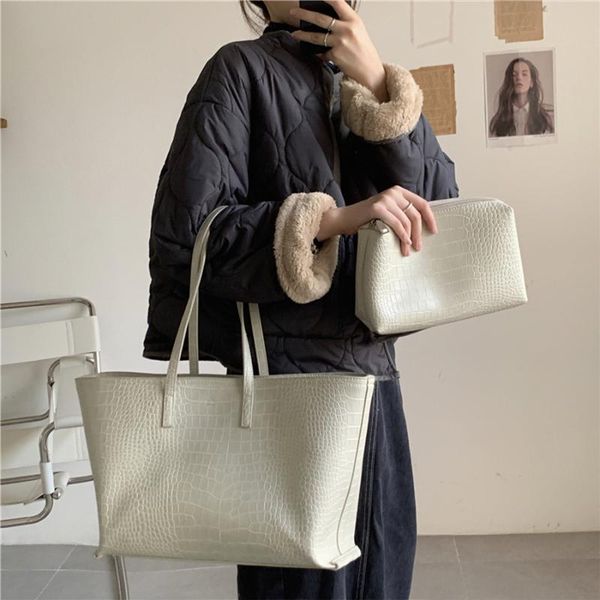 evening bags women's bag fashion design alligator shoulder luxury large capacity tote casual daily shopping handbags travel hand
evening bags women's bag fashion design alligator shoulder luxury large capacity tote casual daily shopping handbags travel hand