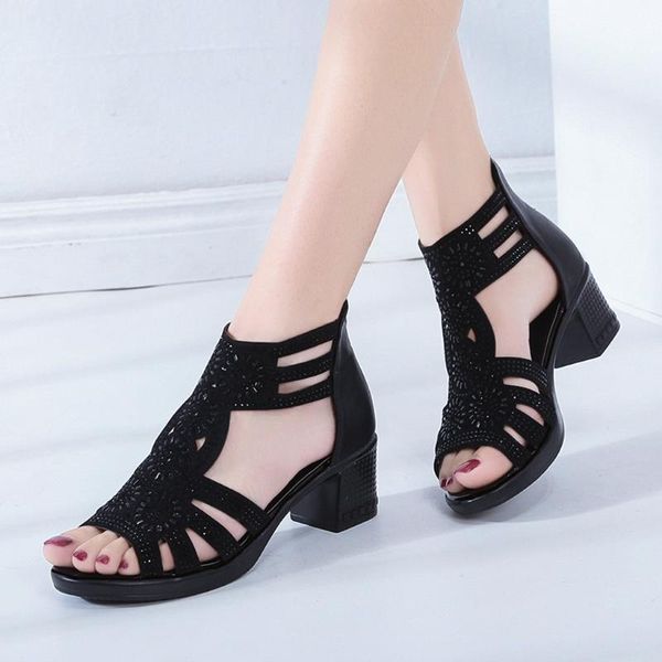 women's sandals fashion rough with open toe fish mouth flat retro wild heel shoes black gold 2021 large size
women's sandals fashion rough with open toe fish mouth flat retro wild heel shoes black gold 2021 large size