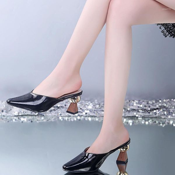 slippers 2021 women shoes mules solid leather ladies woman pointed toe strange high heels casual plus size1, Black
slippers 2021 women shoes mules solid leather ladies woman pointed toe strange high heels casual plus size1, Black