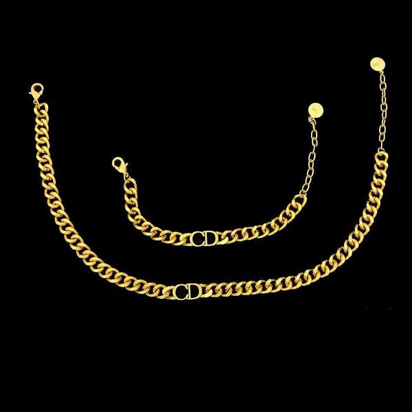 luxury designer fashion necklace d family / dijia cd letter thick neck bracelet women's high version temperament clavicle chain, Red;brown
luxury designer fashion necklace d family / dijia cd letter thick neck bracelet women's high version temperament clavicle chain, Red;brown