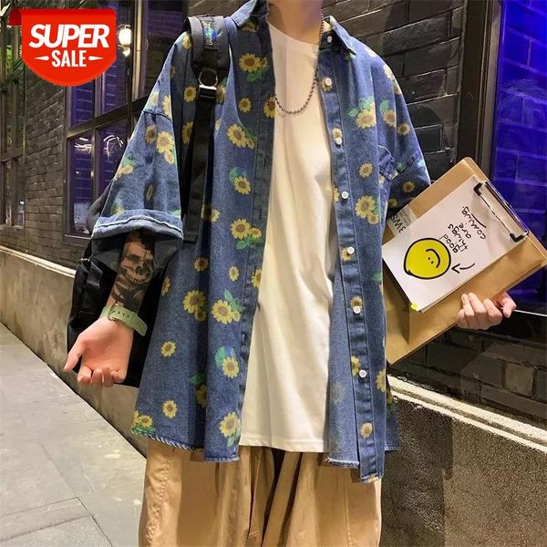 2020 summer men's sunflower printing cowboy shirts short sleeve hawaiian denim shirt camisa masculina mens fashion blue #zr0l, White;black
2020 summer men's sunflower printing cowboy shirts short sleeve hawaiian denim shirt camisa masculina mens fashion blue #zr0l, White;black