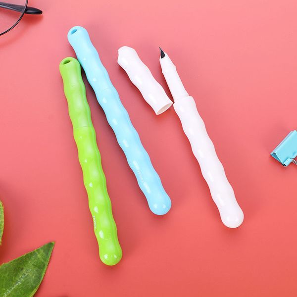 like stationery, pea set, ink bag pen, students can wipe and change the bag, pen combination, children's calligraphy
like stationery, pea set, ink bag pen, students can wipe and change the bag, pen combination, children's calligraphy