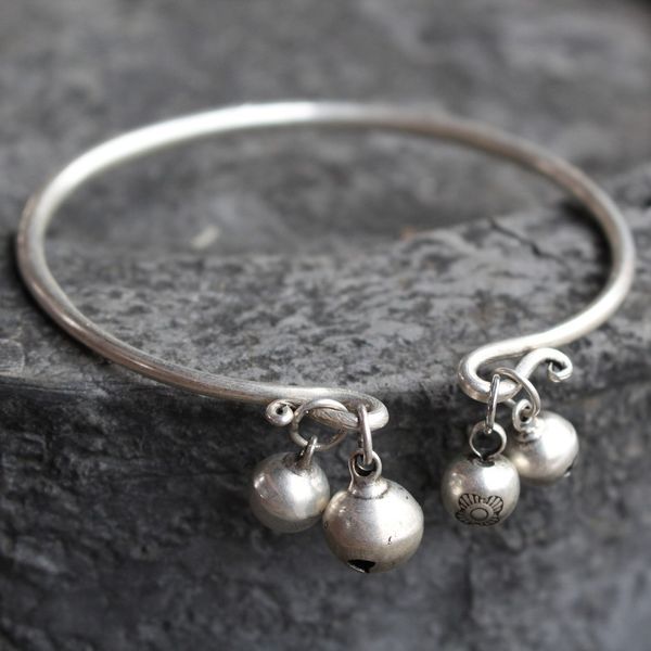silver bell, pure silver rings, silver bracelet, young girl's ring bracelet, Red;blue
silver bell, pure silver rings, silver bracelet, young girl's ring bracelet, Red;blue