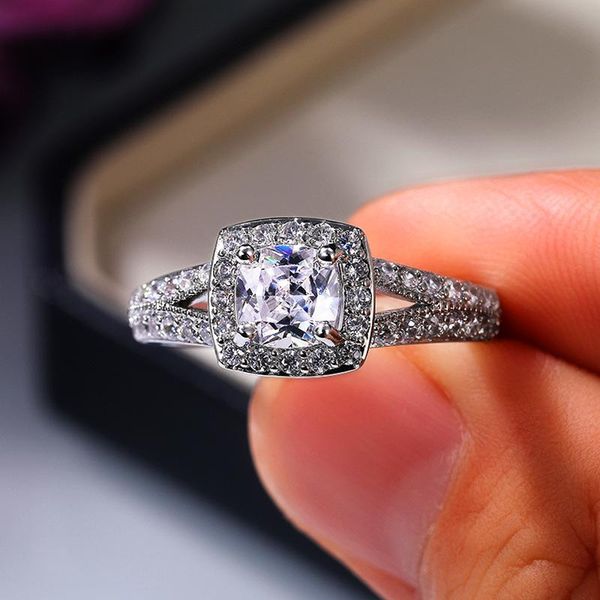 wedding rings classic silver plated engagement for women square shine cz stone inlay fashion jewelry delicate bride party gift, Slivery;golden
wedding rings classic silver plated engagement for women square shine cz stone inlay fashion jewelry delicate bride party gift, Slivery;golden