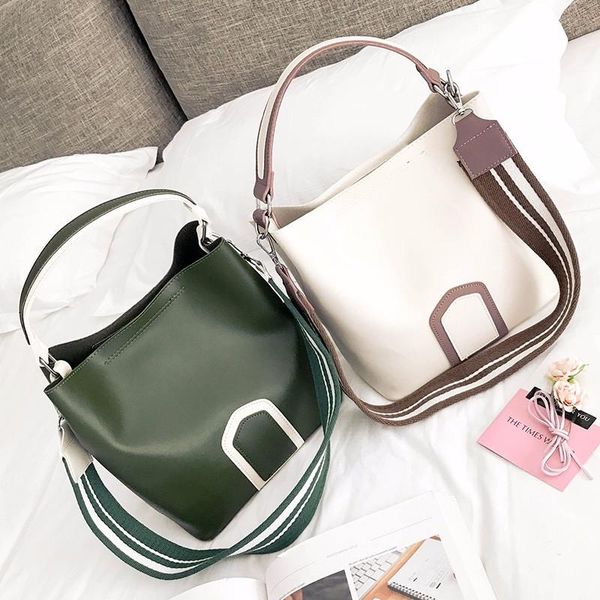 evening bags 2021 vintage fashion female totes bag pu leather women's designer handbag composite bucket shoulder messenger
evening bags 2021 vintage fashion female totes bag pu leather women's designer handbag composite bucket shoulder messenger