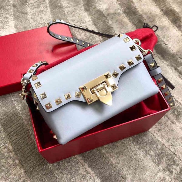 women handbags travel luggage bag crossbody bag wholesale genuine leather rivet buckle plain women shoulder bags kal
women handbags travel luggage bag crossbody bag wholesale genuine leather rivet buckle plain women shoulder bags kal