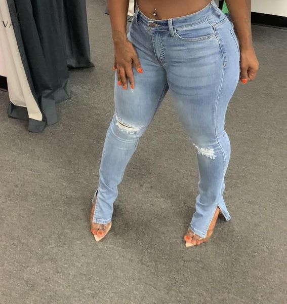 women's jeans vazn 2021 fashion women street hip hop style long pants buttons high waist pure color denim, Blue
women's jeans vazn 2021 fashion women street hip hop style long pants buttons high waist pure color denim, Blue