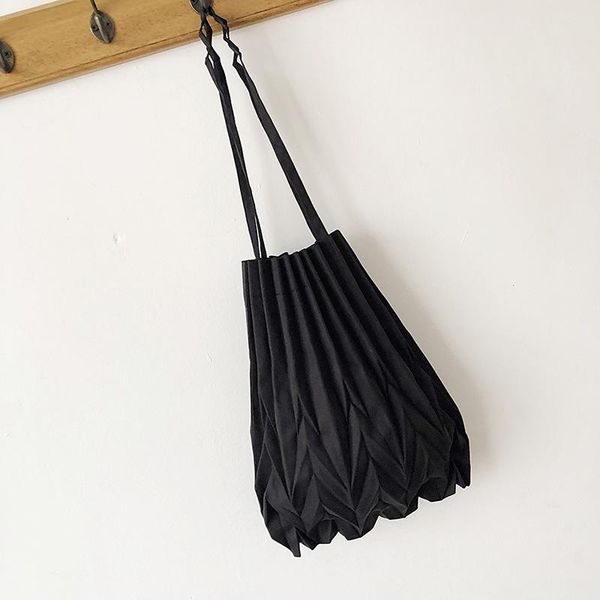 evening bags japanese fashion folds single-shoulder diagonal bag female large-capacity shopping handbags women
evening bags japanese fashion folds single-shoulder diagonal bag female large-capacity shopping handbags women