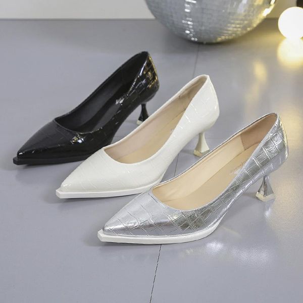 dress shoes 2021 luxury bevel soft silk design fashion high heels women pumps glod heeled stiletto classic wedding party, Black
dress shoes 2021 luxury bevel soft silk design fashion high heels women pumps glod heeled stiletto classic wedding party, Black