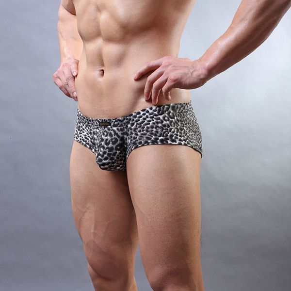 tongbiao men's underwear boxers youth leopard panties u convex fashion breathable, Black;white
tongbiao men's underwear boxers youth leopard panties u convex fashion breathable, Black;white