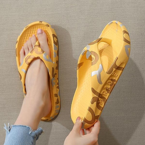 slippers summer women men's print beach sandals outdoor graffiti flip flops slides shoes for couple eva mute casual shoe, Black
slippers summer women men's print beach sandals outdoor graffiti flip flops slides shoes for couple eva mute casual shoe, Black