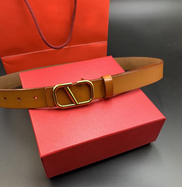 belts luxurys designers belt leather for women's fashion belts gold smooth buckle classic style women beautiful 8 colors t2302033, Black;brown
belts luxurys designers belt leather for women's fashion belts gold smooth buckle classic style women beautiful 8 colors t2302033, Black;brown