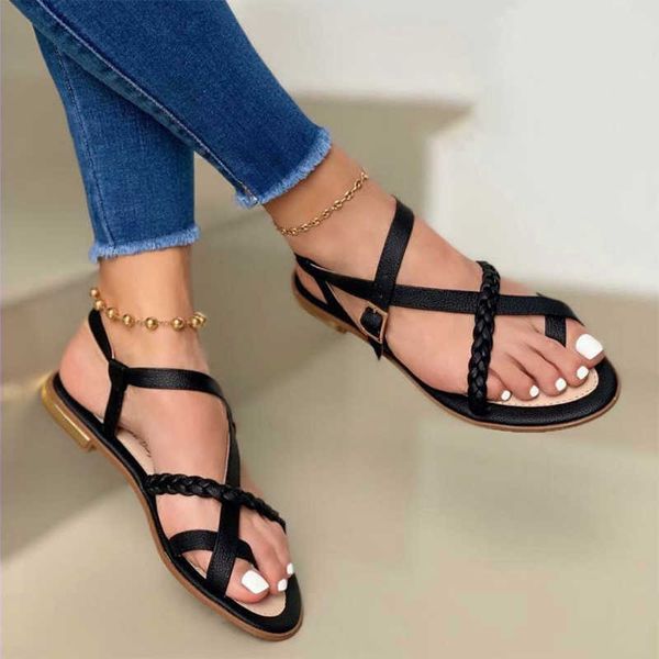 women cross tied thong sandals 2021 summer female casual buckle flats ladies fashion outside shoes plus size woman footwear y0714, Black
women cross tied thong sandals 2021 summer female casual buckle flats ladies fashion outside shoes plus size woman footwear y0714, Black