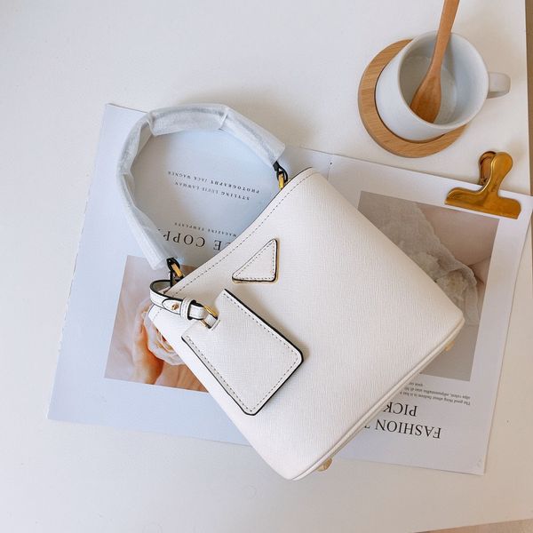women luxurys designers bags 2021 crossbody bag handbag purse versatile cross leather pattern portab zhouzhoubao123 designer handbags purse
women luxurys designers bags 2021 crossbody bag handbag purse versatile cross leather pattern portab zhouzhoubao123 designer handbags purse