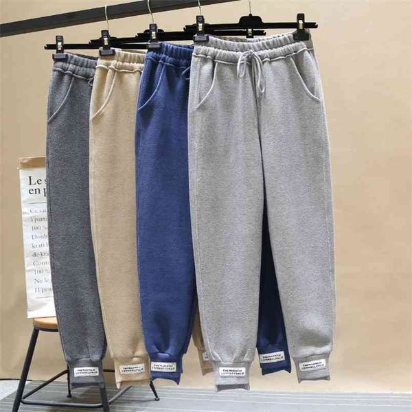 arrival korea fashion autumn women harem pants all-matched casual sport female loose white black plus size d439 210512, Black;white
arrival korea fashion autumn women harem pants all-matched casual sport female loose white black plus size d439 210512, Black;white