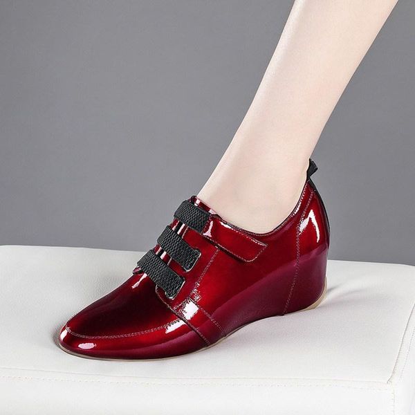 dress shoes 2021 autumn fashion round head deep mouth leather plus-sized comfortable women's, Black
dress shoes 2021 autumn fashion round head deep mouth leather plus-sized comfortable women's, Black