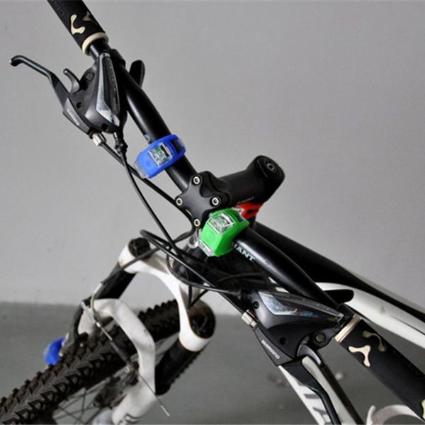 silicone bike bicycle cycling head front rear wheel led flash light lamp warning lights 8.21
silicone bike bicycle cycling head front rear wheel led flash light lamp warning lights 8.21