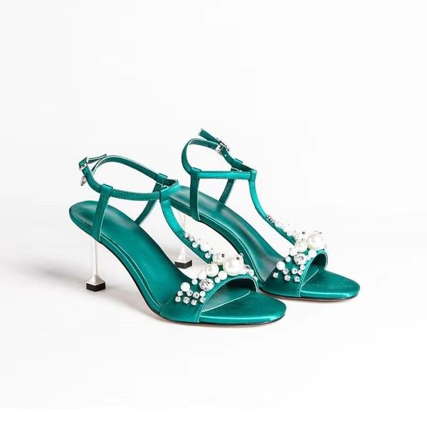 hand-stitched high-end ladies sandals/women's shoes with pearl diamonds on silk fabric, inner sheepskin, heel 7.5cm, 35-39. dress, Black
hand-stitched high-end ladies sandals/women's shoes with pearl diamonds on silk fabric, inner sheepskin, heel 7.5cm, 35-39. dress, Black