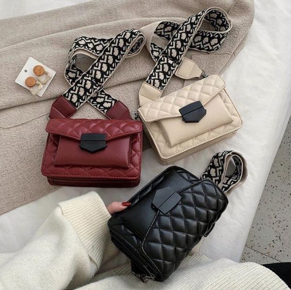 shoulder bags vintage bag square handbag crossbody messenger 2021 pu leather luxury designer handbags women high quality
shoulder bags vintage bag square handbag crossbody messenger 2021 pu leather luxury designer handbags women high quality