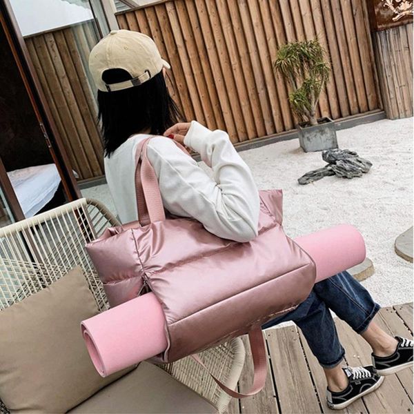 women sports shoulder handbag bag waterproof swimming black weekend travel duffle for fitness accessorie gym yoga mattravel outdoor bags
women sports shoulder handbag bag waterproof swimming black weekend travel duffle for fitness accessorie gym yoga mattravel outdoor bags